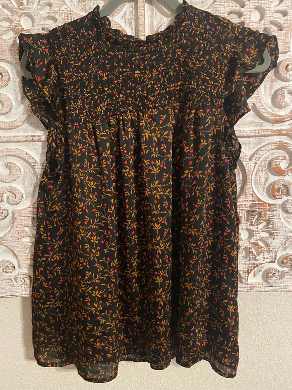 Old Navy Black Floral Smocked Ruffle Sleeve Blouse